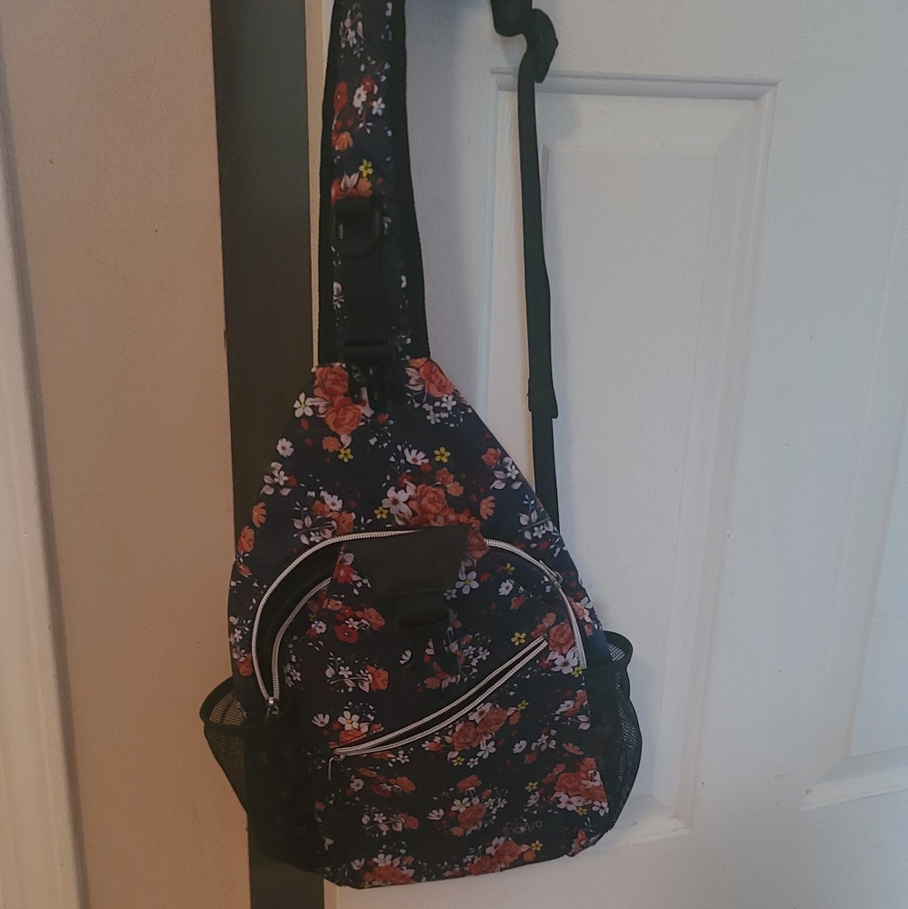 Mosiso Backpack - Picture 2 of 6
